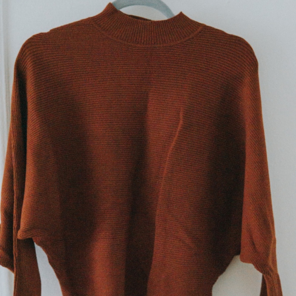 Dolman sleeve sweater in rusty red